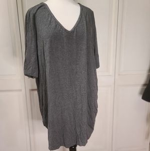 Super soft flowy tunic shirt in grey Torrid size 4x